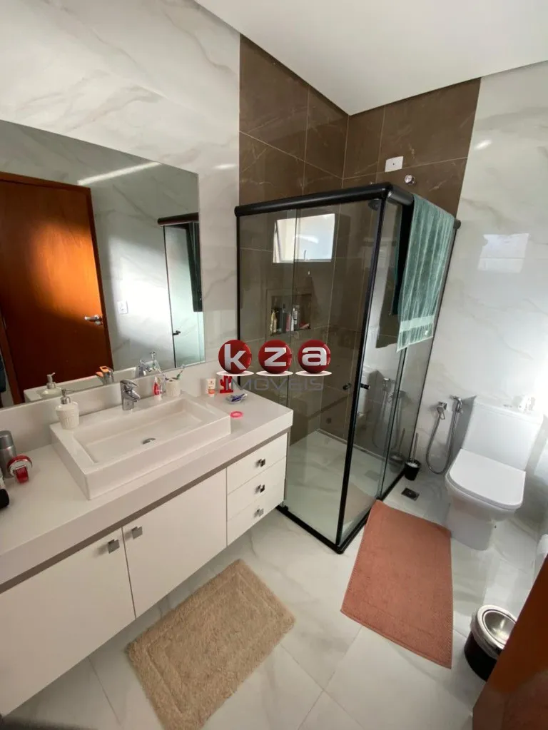 Imagem Casa em Condomínio de Luxo em Valinhos-SP - 3 Quartos, 1 Suíte, 3 Salas, 3 Banheiros, 4 Vagas - Jardim São Marcos - 268m².