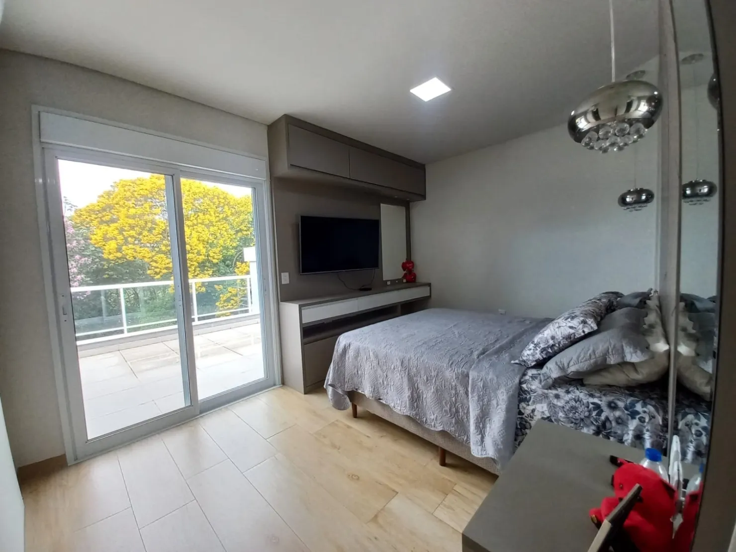 Imagem Casa Alto Padrão à venda com 3 suítes, piscina e muito conforto, Alto do Cardoso, Pindamonhangaba, SP