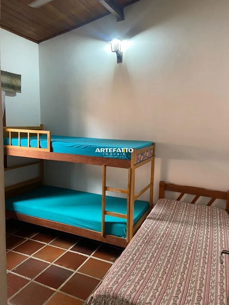 Imagem Casa à venda em Ubatuba, Toninhas, com 5 quartos, 244m2