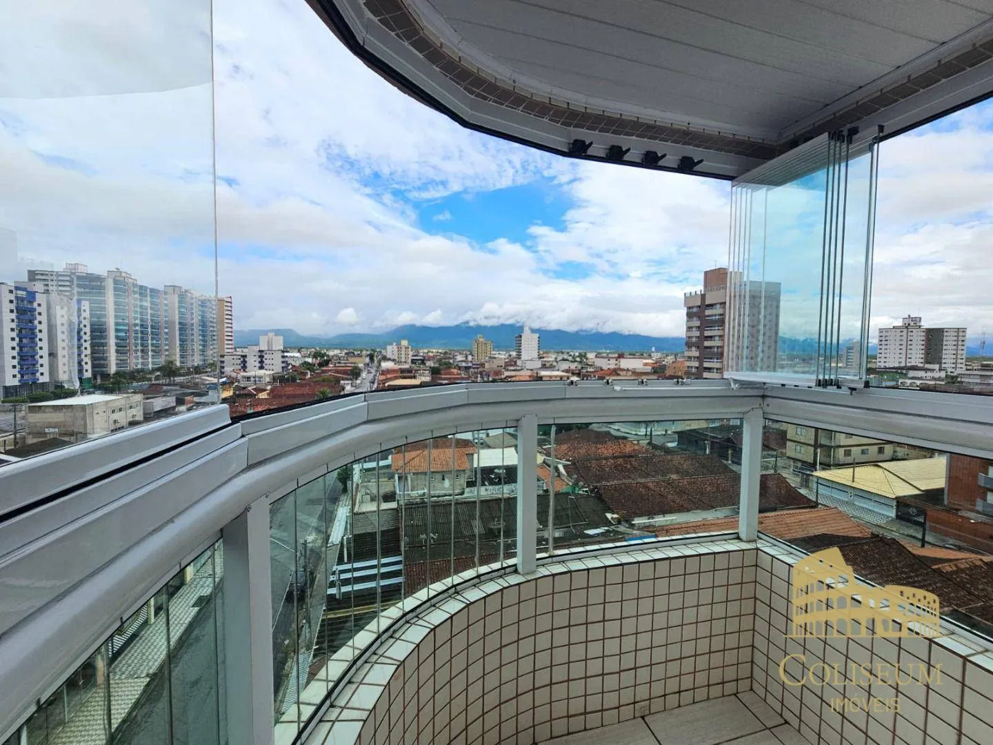 Imagem Apartamento com 2 dormitórios à venda, 87 m² por R$ 550.000,00 - Vila Assunção - Praia Grande/SP