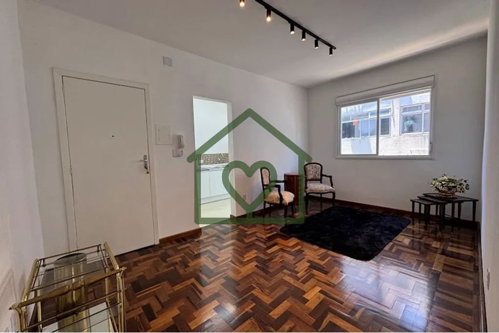 Se você está em busca de um apartamento aconchegante, 1 dormitorio, reformado e situado em uma loc...
