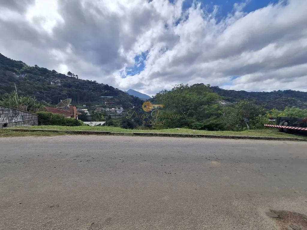 Imagem Terreno para Venda em Teresópolis / RJ no bairro Granja Florestal