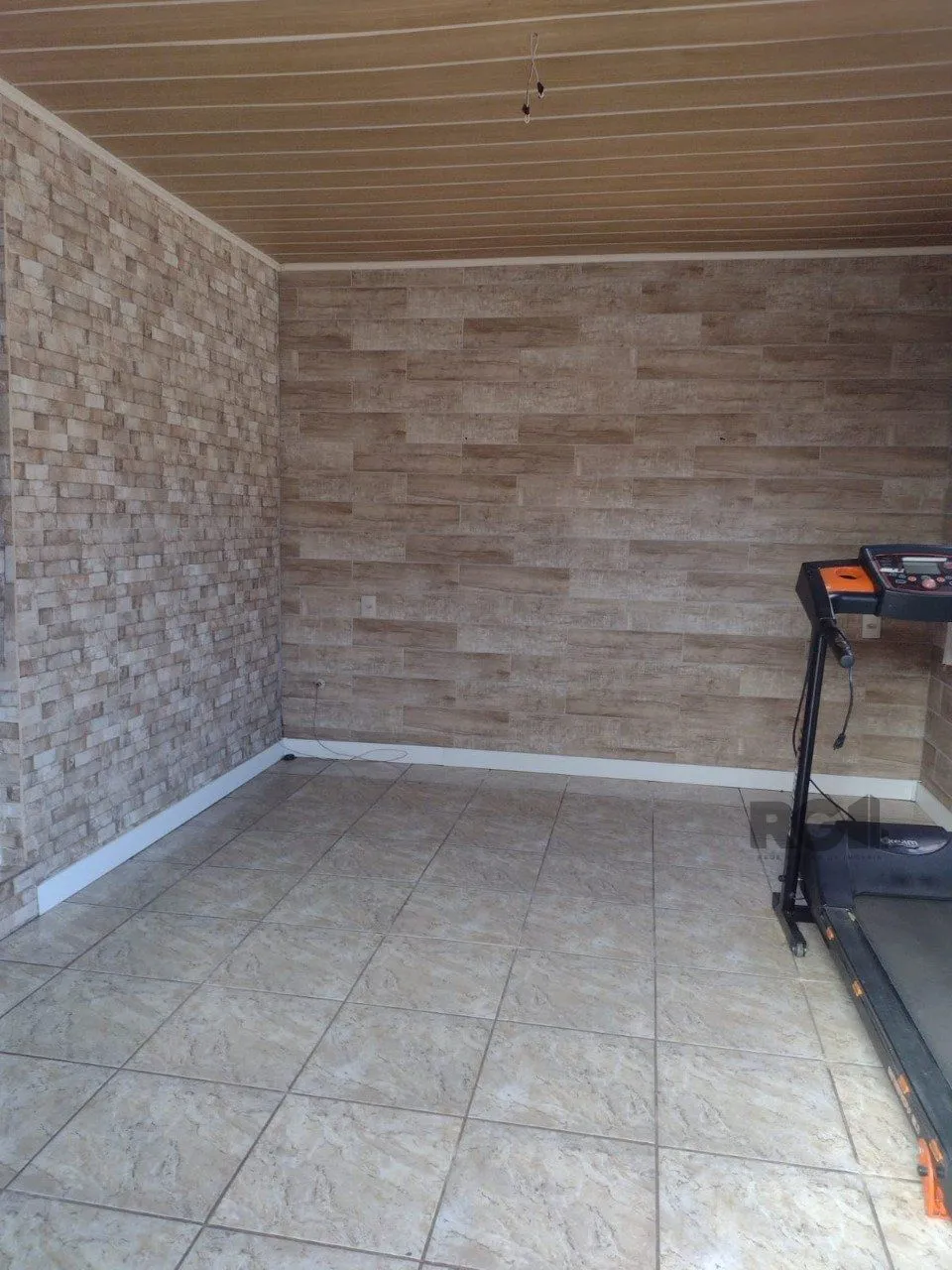 Imagem Duas casas, 3 dormitórios, vaga de garagem, Bairro Monte Carlo