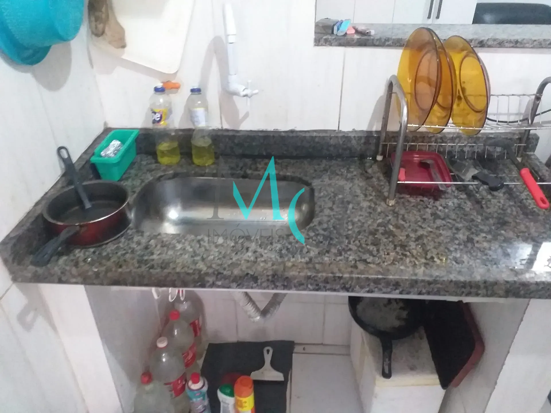 Imagem Kitnet em Campo Grande de 27 m²- Excelente Localização, Próxima ao West Shopping