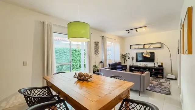 Imagem Casa em condomínio com 4 quartos suíte master e amplo patio , Bairro Ecoville