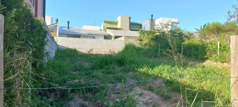 Imagem Terreno à venda no Bairro Ambrósio em Garopaba-SC! Confira já!
