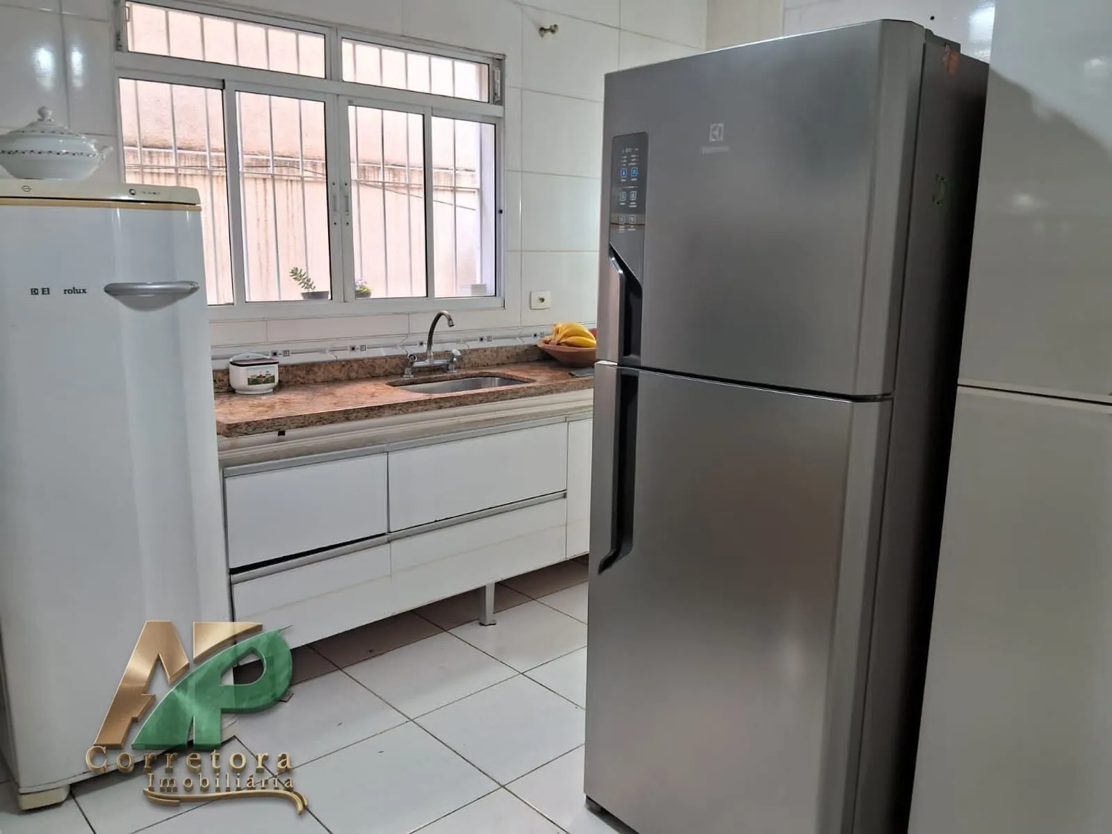 Imagem Sobrado à Venda em Taboão da Serra | 2 Dormitórios (1 Suíte) R$ 800 mil