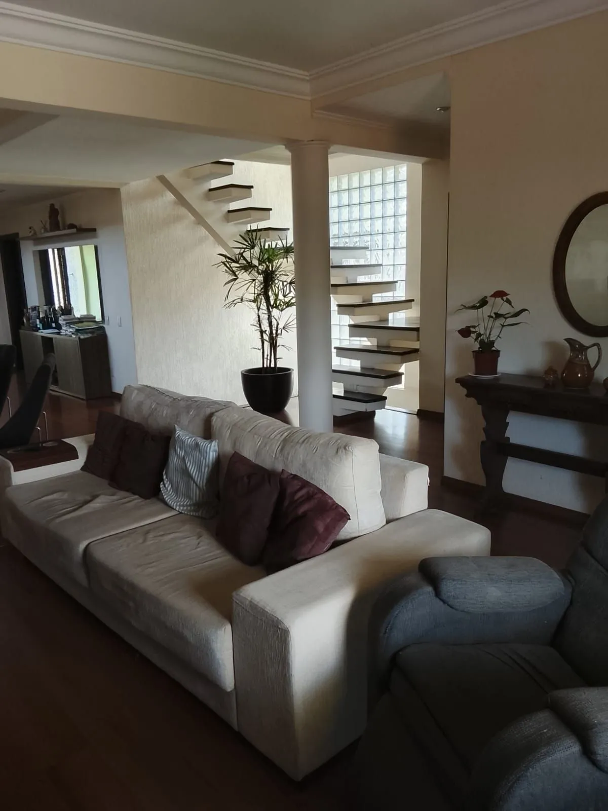 Imagem CASA / SOBRADO 5D e 10 vagas 3 Banheiros - Pátio enorme c/ Jacuzi e Pergolado - Living 3 ambientes - Sta Teresa
