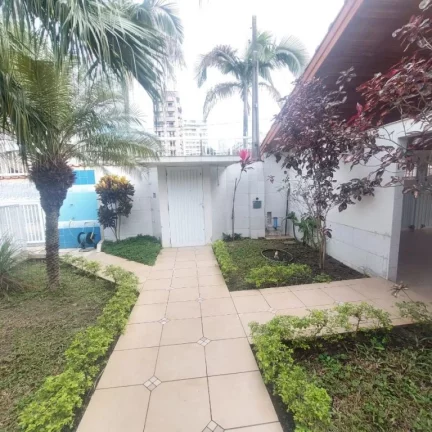 Imagem CASA COM 258.02 m² - CANTO DO FORTE - PRAIA GRANDE SP
