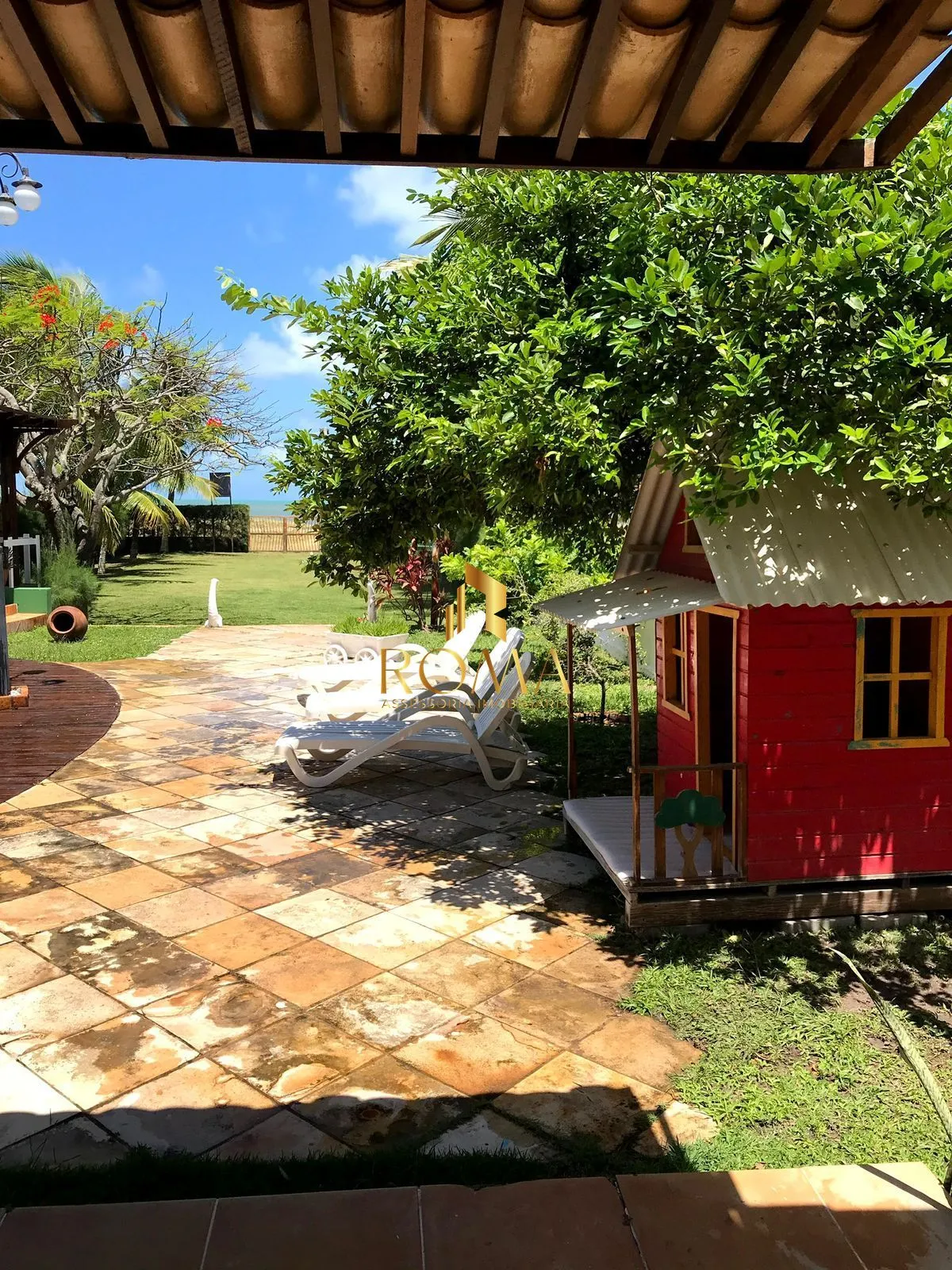 Imagem Casa à Venda em Lucena/PB com 5 Suítes e Acesso à Praia