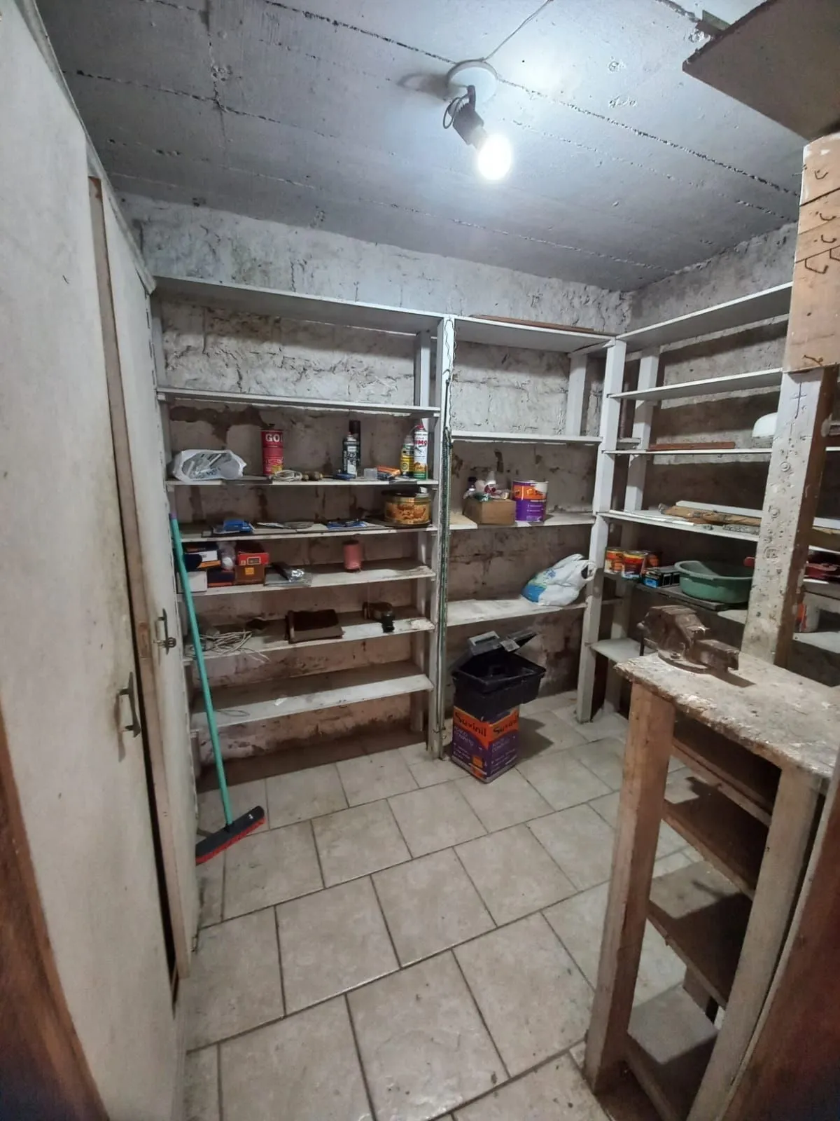 Imagem Casa Completa com Piscina, Escritório e 6 Dormitórios