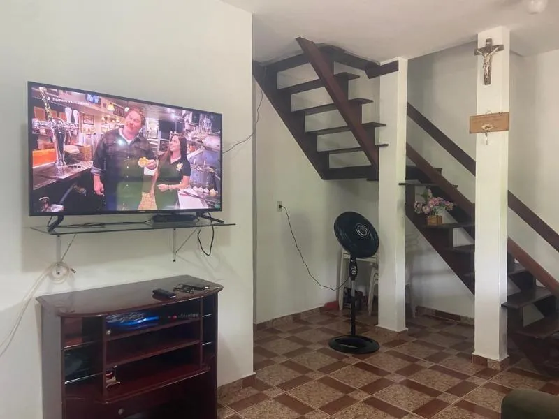 Imagem Vendo Excelente Chácara em Entre Rios de Minas - - Área de 1,6 hectares