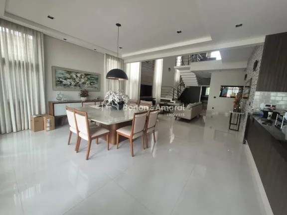Imagem Casa com 4 suítes quartos à venda, 345m² de área construída e 450m de terreno no Residencial Vi...