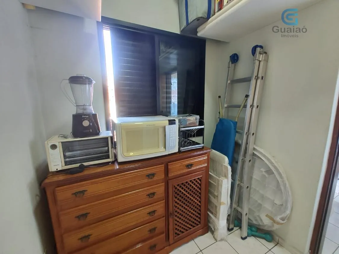 Imagem VENDO LINDO E AMPLO APARTAMENTO COM 03 DORMITÓRIOS E 02 VAGAS DE GARAGEM NO EMBARÉ, SANTOS