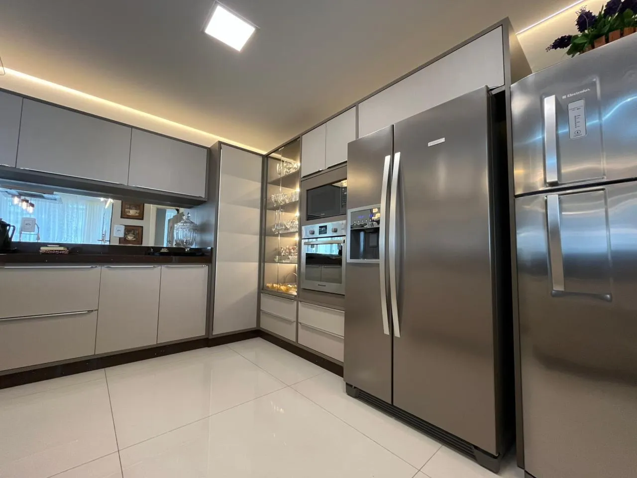 Imagem Apartamento com vista para o mar à venda com 229m2 por R$ 5.900.000,00