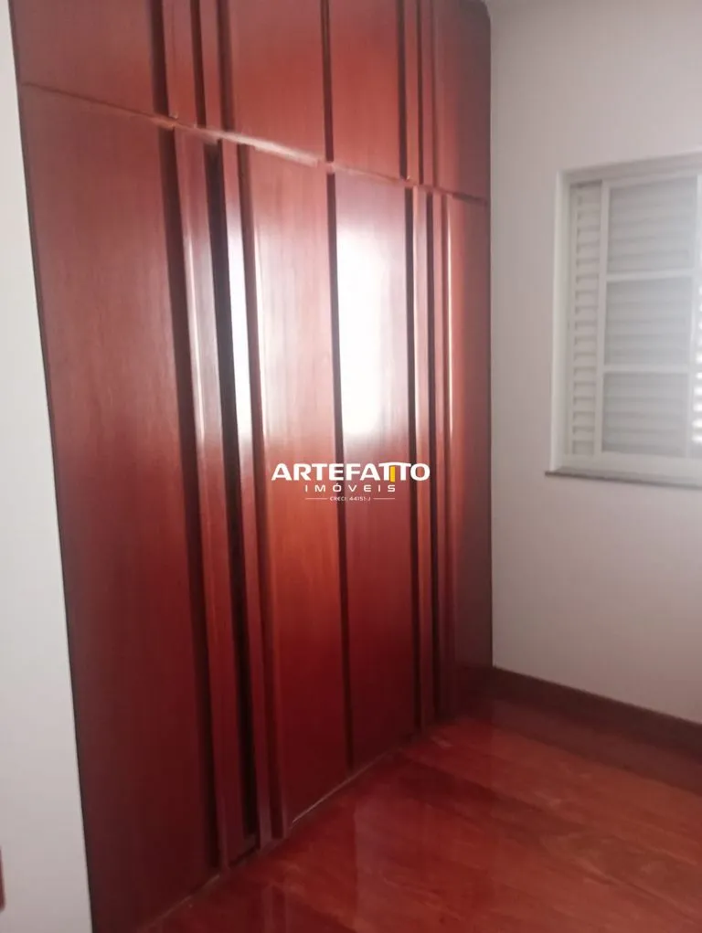 Imagem Sobrado à venda em Franca, Jardim Integração, com 3 quartos, 230m2