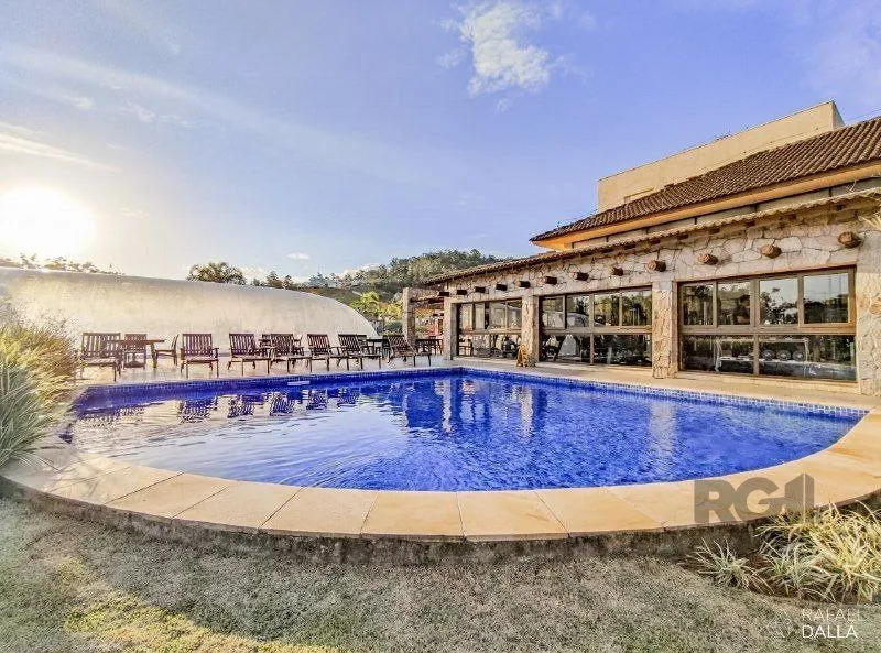 Imagem Terreno Comercial em Condominio para Venda - 671.52m², 0 dormitórios, Alphaville