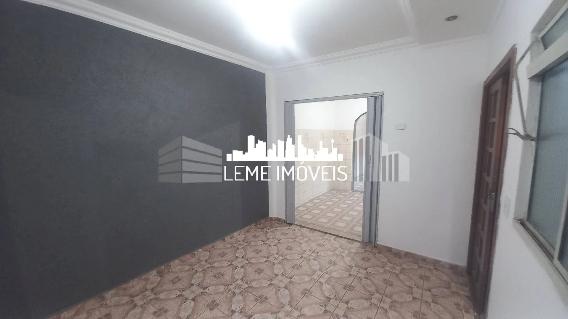 Imagem SOBRADO AMPLO COM DOCUMENTAÇÃO 100%!!! FINANCIE E UTILIZE O FGTS!!!