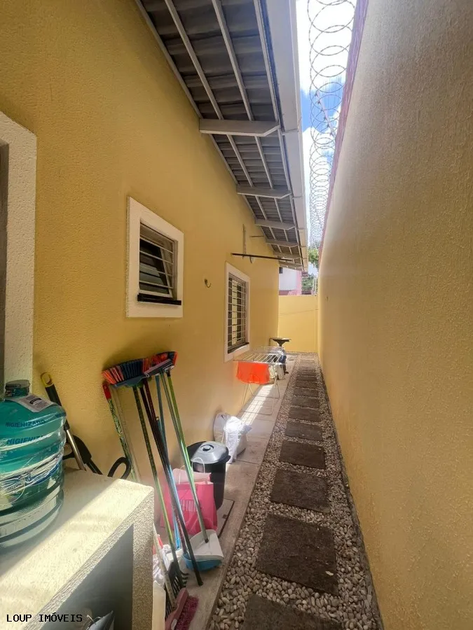 Imagem Casa para Venda em Fortaleza, Passaré, 3 dormitórios, 1 suíte, 2 banheiros, 2 vagas