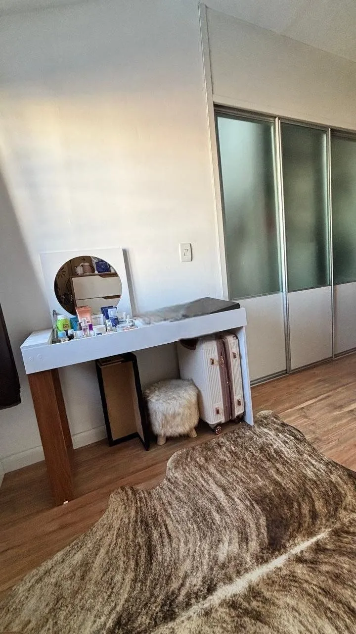 Imagem Casa em Condomínio com 3 quartos, 1 vaga e 100.08m² para vender só R$ 420.000