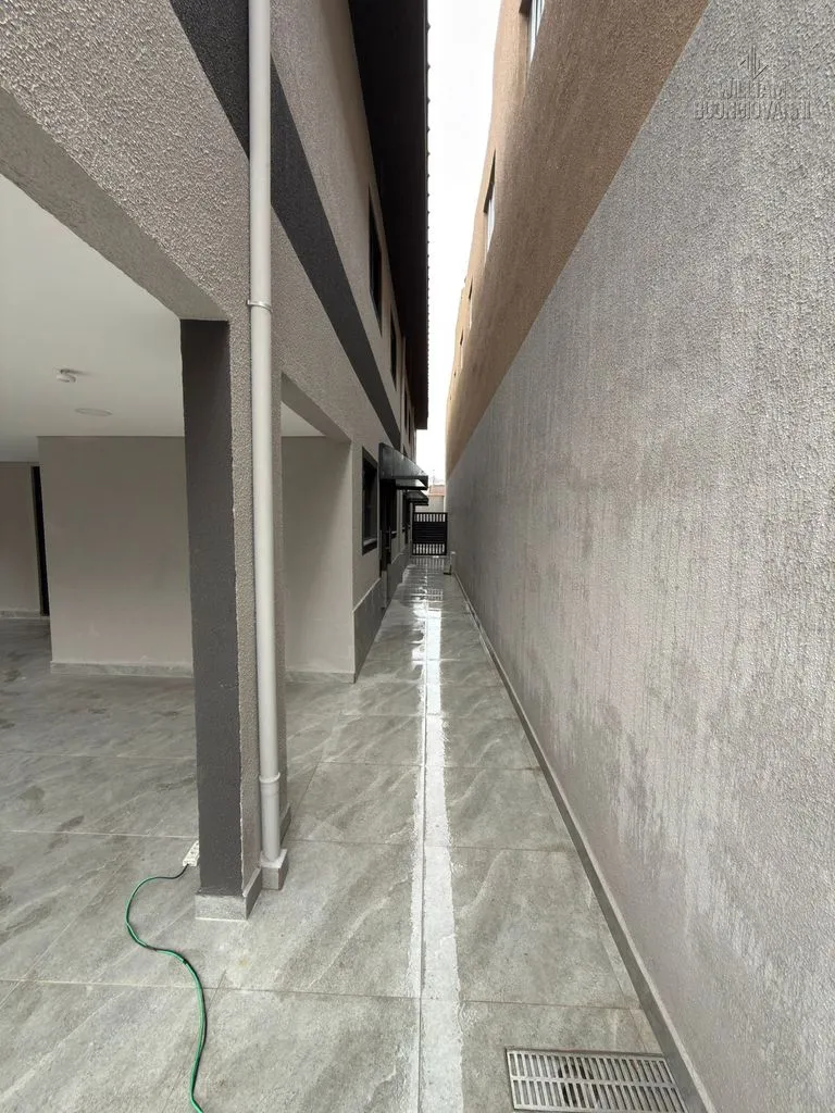 Imagem Casa de Condomínio com Quintal e Churrasqueira!!