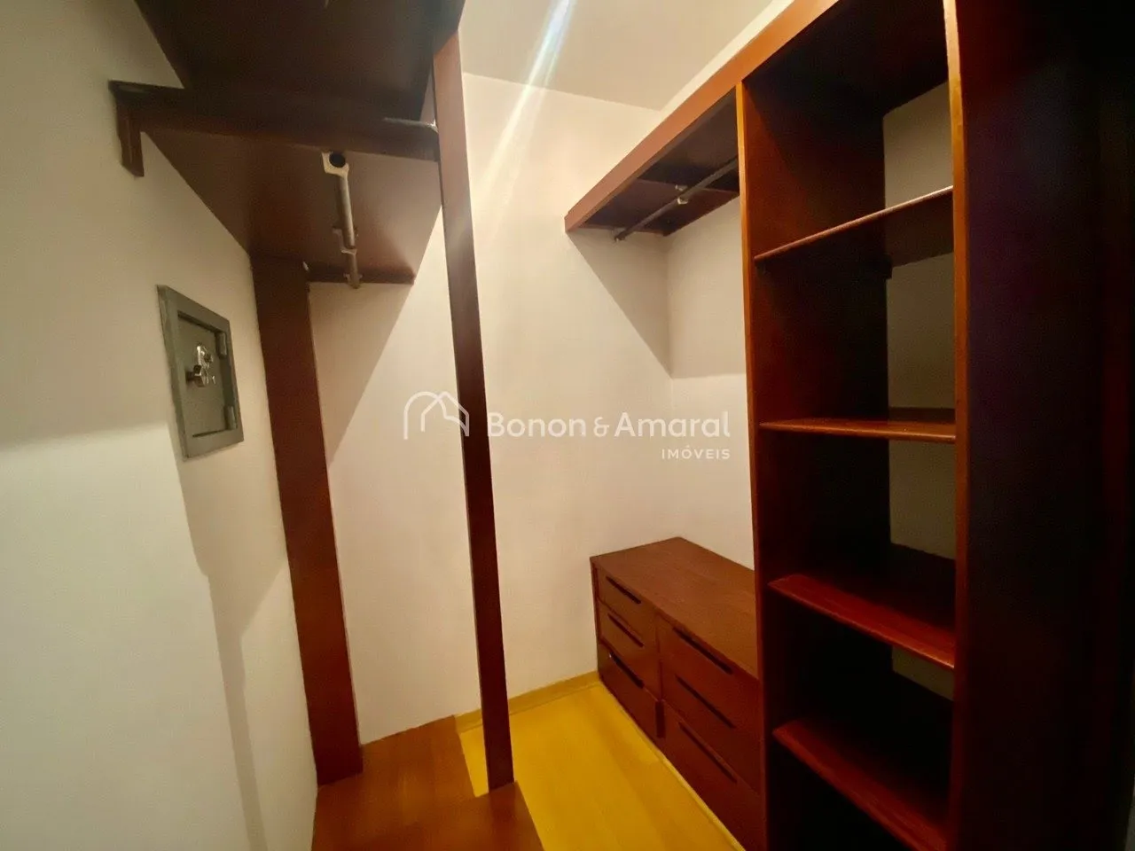 Imagem APARTAMENTO DE 3 DORMITÓRIO NO CAMBUÍ