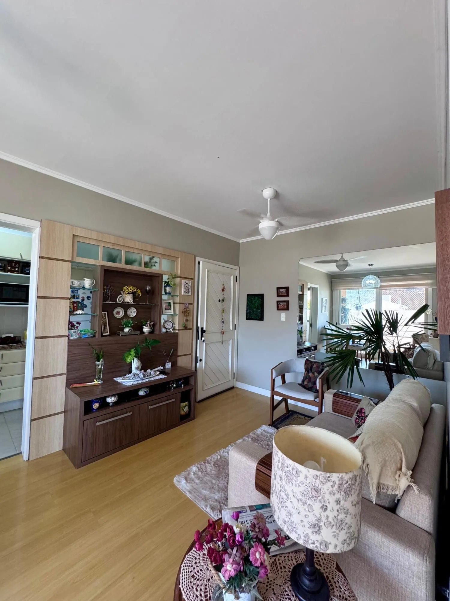 Imagem EXCELENTE APARTAMENTO NO FLORESTA DE 2 DORMITÓRIOS - PRONTO PARA MORAR