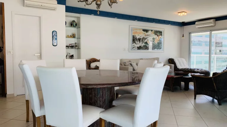 Imagem Apartamento à venda Riviera módulo 8 p?(C) na areia com vista para mar.