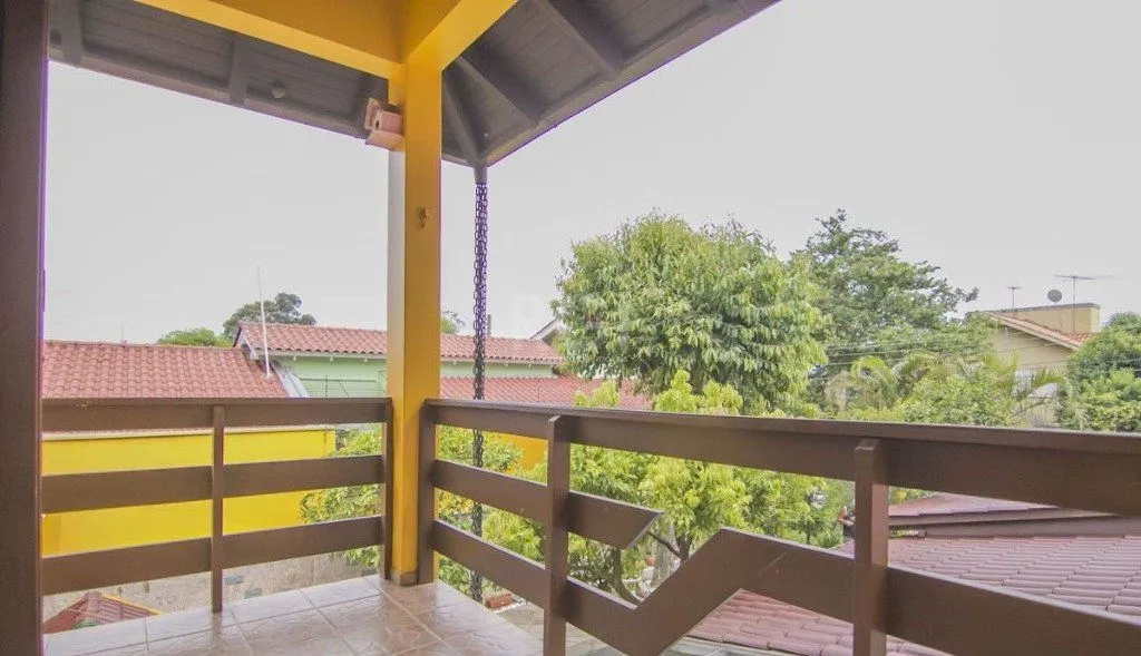 Imagem Casa para Venda - 252m², 3 dormitórios, sendo 1 suites, 3 vagas - Parque Santa Fé