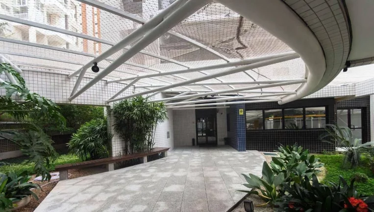 Imagem Flat disponível para locação no Condomínio Edifício Espaço Alpha, com 56m², 2 dormitórios e 1 vaga de garagem