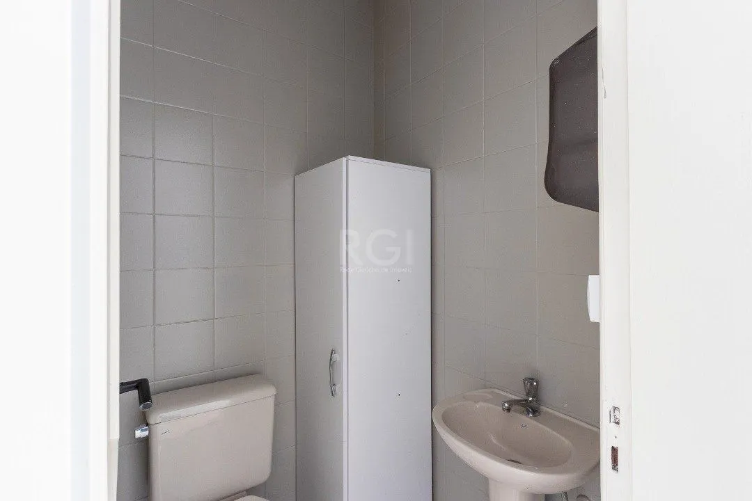 Imagem Conjunto/Sala para Venda - 83.48m², 0 dormitórios, Cidade Baixa