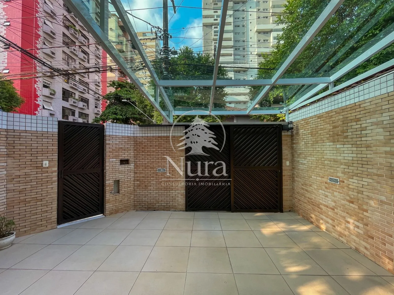 Imagem Sobrado de 4 quartos, 150m² no bairro Gonzaga, em Santos