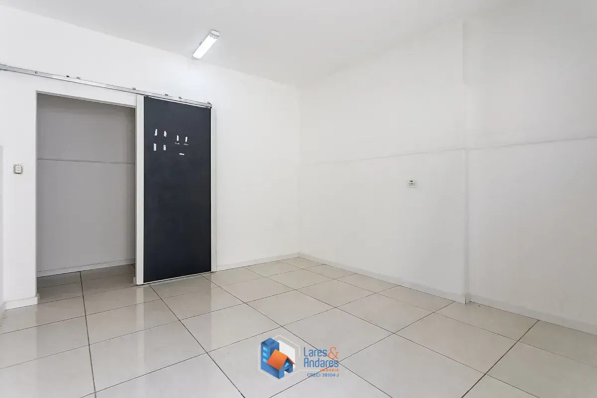 Imagem Casa comercial para venda em Santo Amaro, 178m²