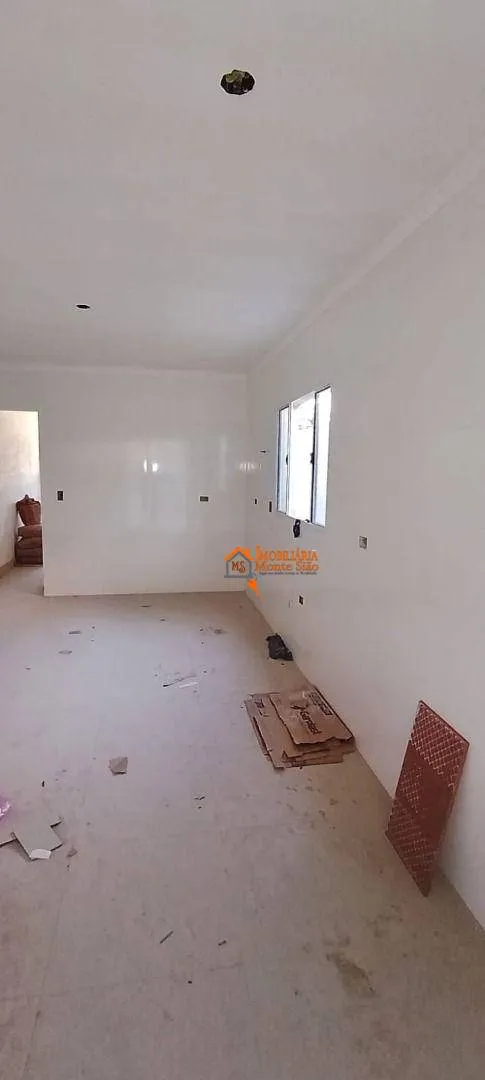 Imagem Sobrado 3 Dormitórios 4 Vagas - Jardim Santa Clara - Guarulhos/SP
