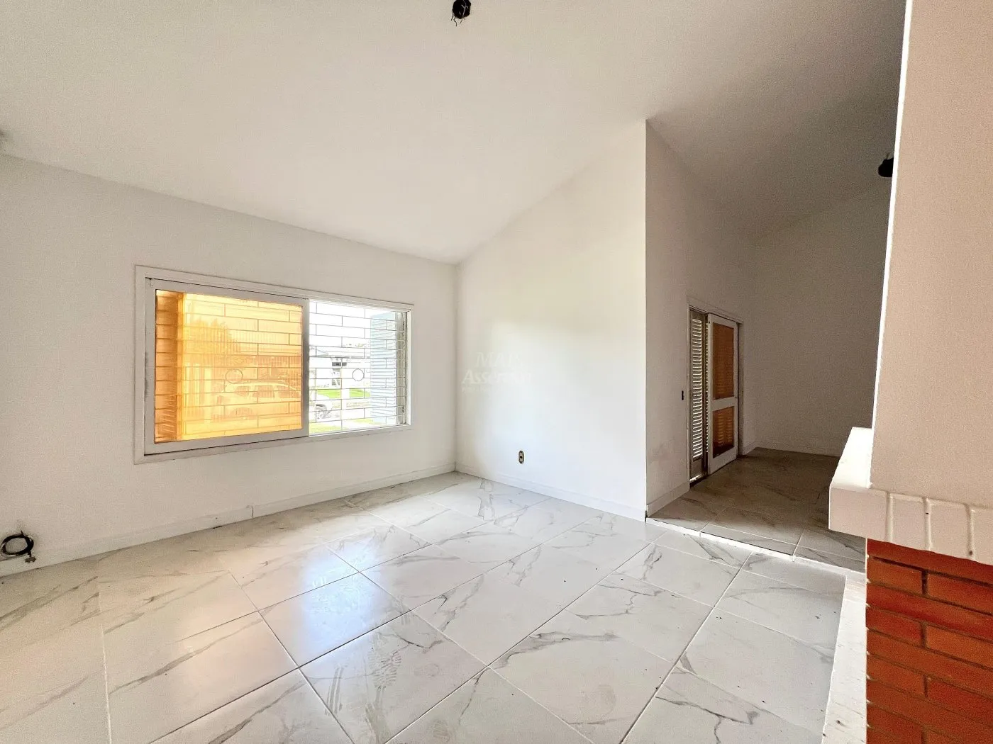 Imagem Casa 04 dormitórios para venda em Xangrilá Atlântida