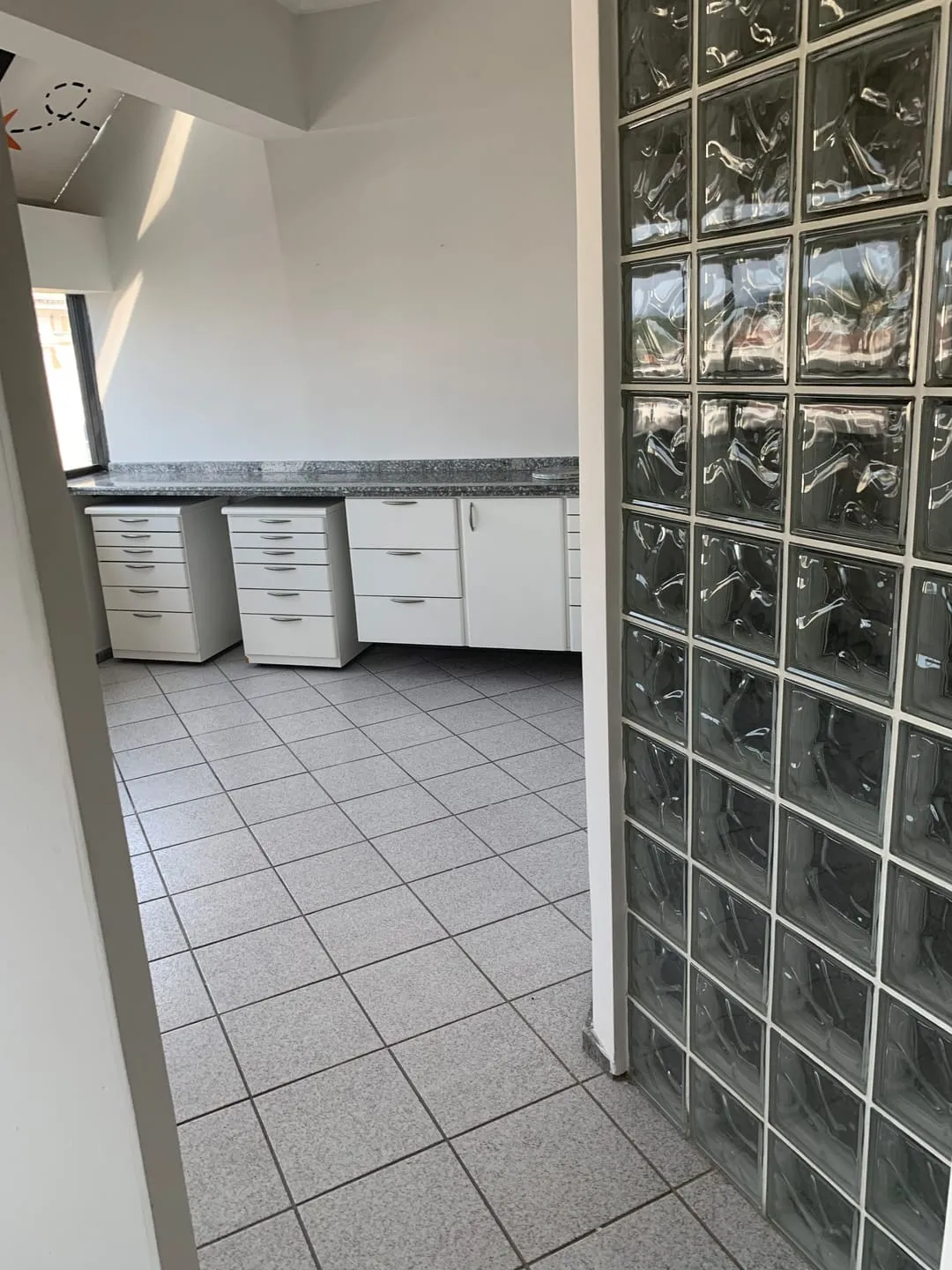 Imagem Comercial à venda 40M², Centro, Pindamonhangaba - SP | Condomínio Edifício Antônio cozzi