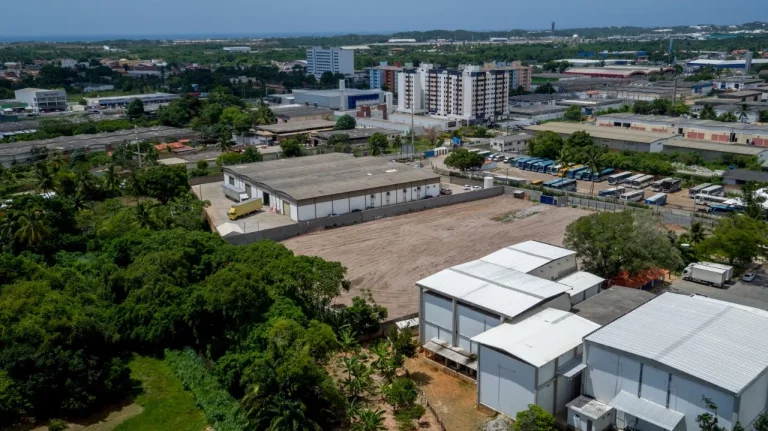 Foto do imóvel TERRENO EM LAURO DE FREITAS