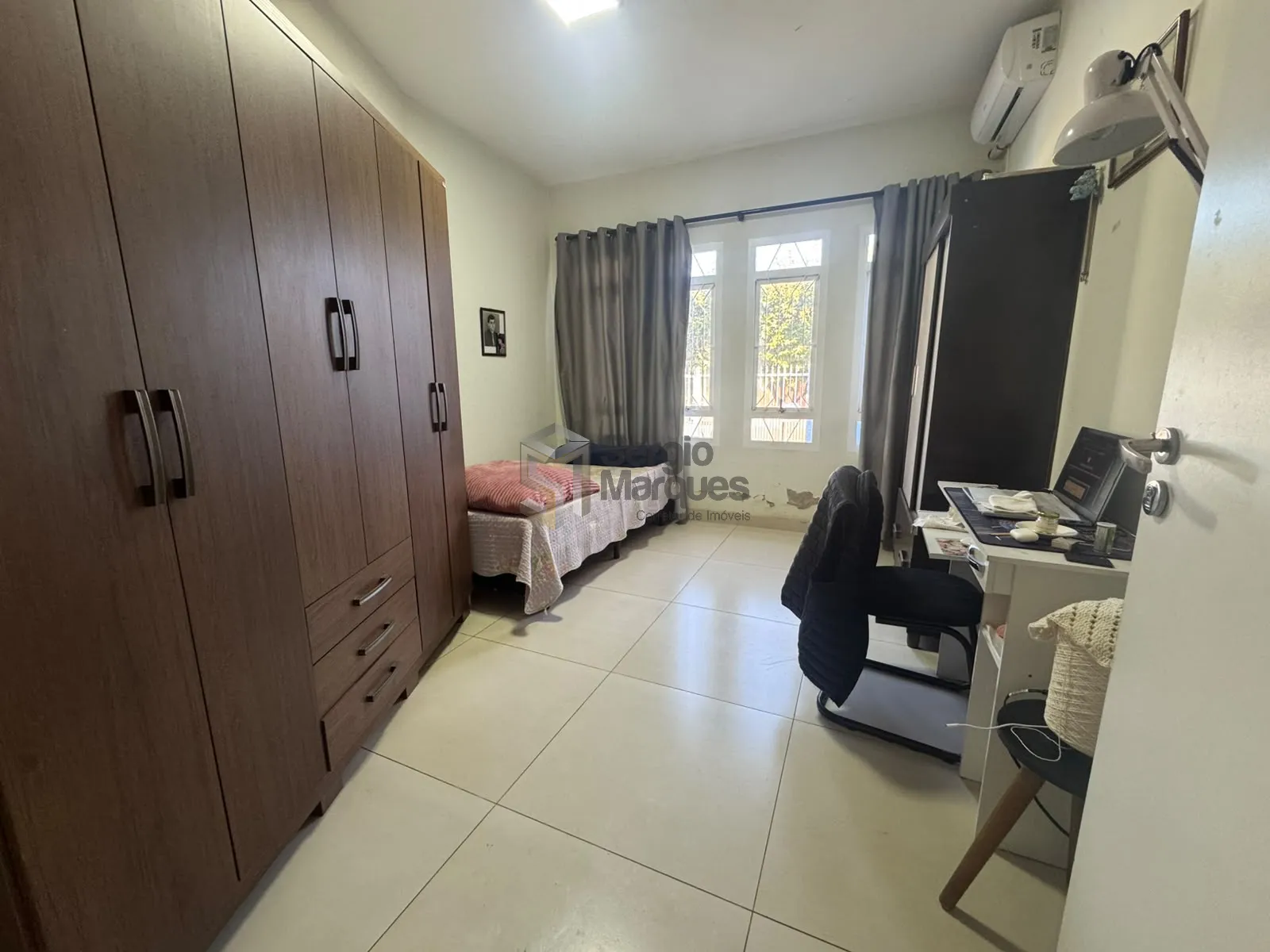 Imagem Sobrado à venda - 238.50m² - Zona 2, Umuarama-PR