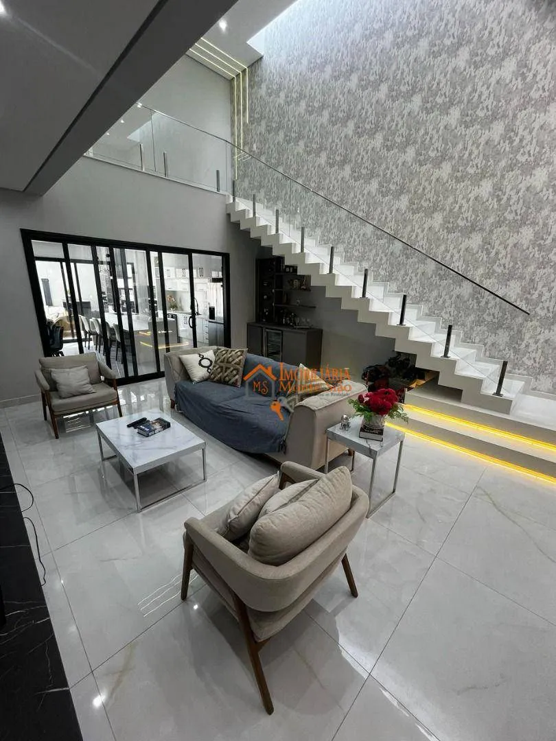 Imagem Sobrado com 4 dormitórios à venda, 210 m² por R$ 3.500.000,00 - Parque Renato Maia - Guarulhos/SP