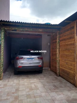 Imagem Casa à venda semi mobiliada com piscina e edícula localizada no centro de Balneário Camboriú