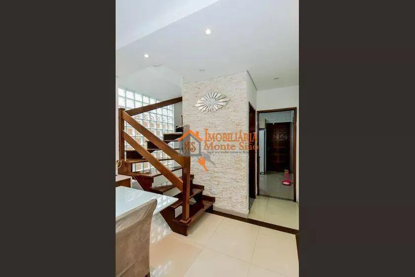 Imagem Sobrado com 3 dormitórios à venda, 180 m² por R$ 1.272.000,00 - Vila Fátima - Guarulhos/SP