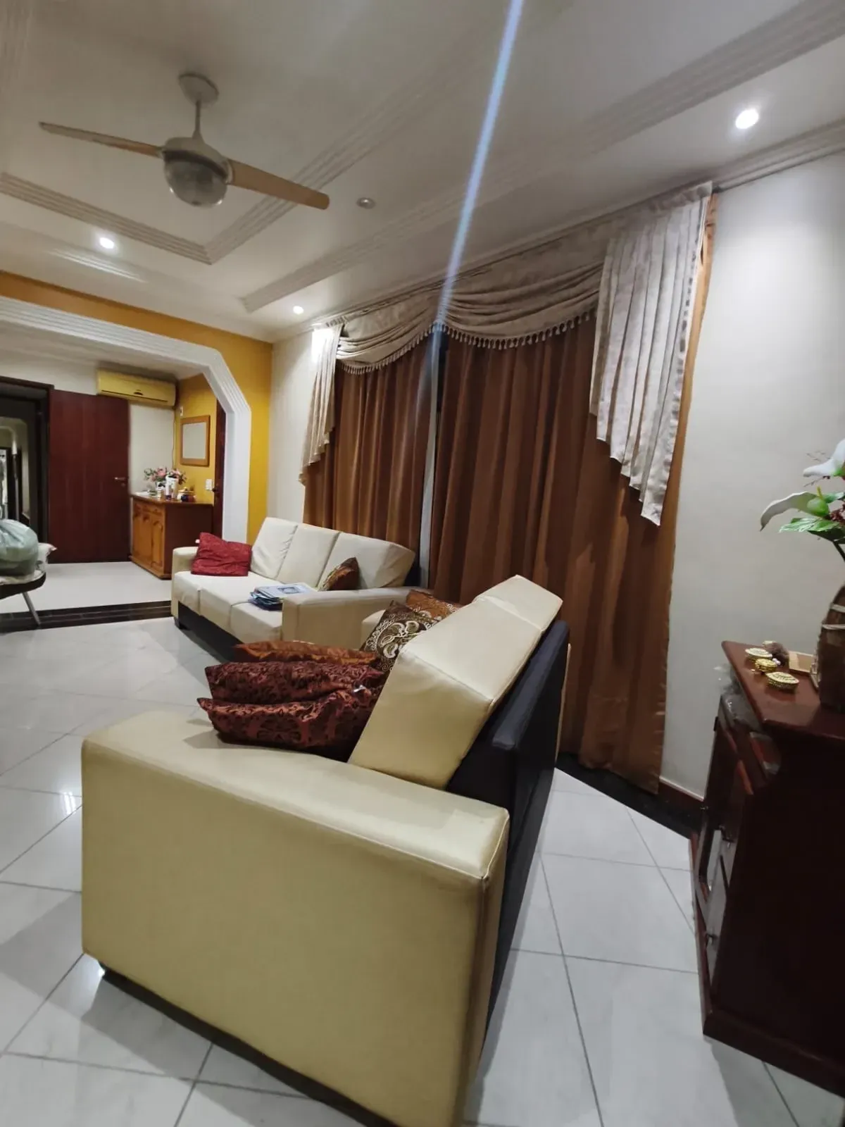 Imagem Casa com 2 Quartos à Venda, 120 m² em Engenhoca - Niterói
