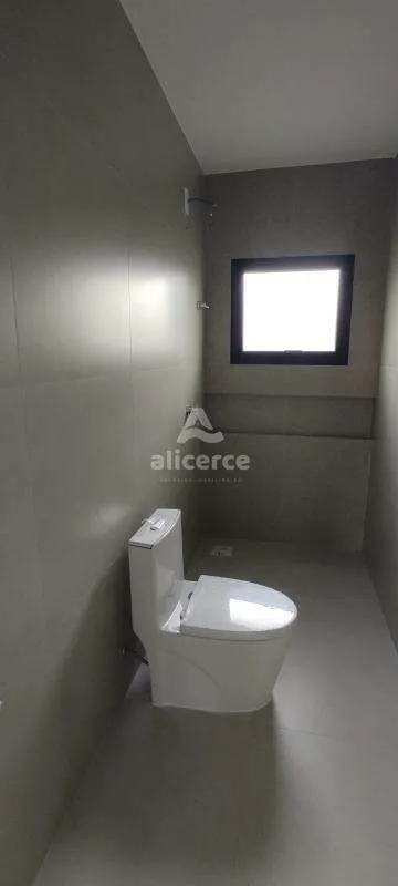 Imagem Casa à venda com 3 Quartos, 1 Suíte e 94,00m² em Ipiranga - São José/SC