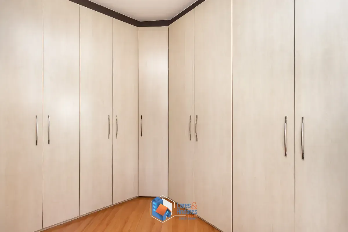 Imagem Apartamento para venda em Saúde com 3 quartos, sendo 1 suíte, 105m²