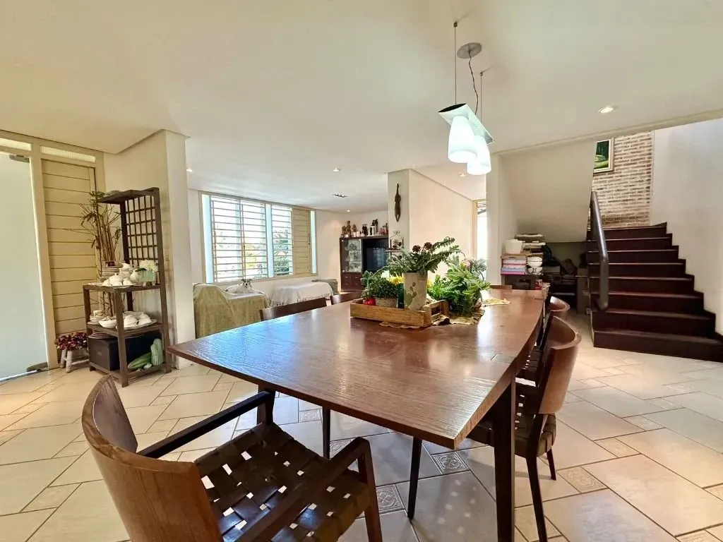 Imagem Sobrado com 4 Quartos à Venda, 500 m² em Edson Queiroz - Fortaleza