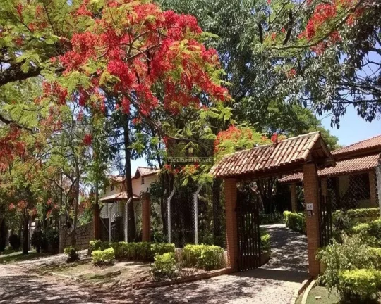 Imagem ITU EXCELENTE CHÁCARA TERRENO 2.500,00 M A/C 540,00 M 3 DORMITÓRIOS SENDO 1 DELES SUÍTE BANHEIRO SOCIAL SALA 3 AMBIENTES LAZER CASA HÓSPEDES