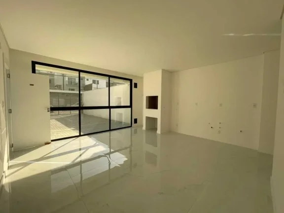 Imagem Apartamento com 2 dormitórios sendo 2 suítes e 1 vaga de garagem em Camboriú/SC