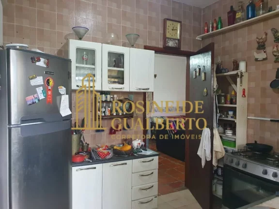 Imagem Casa à Venda na Praia das Palmeiras – Conforto, Praticidade bem localizada.