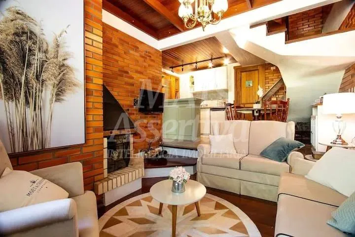 Imagem Excelente Apartamento à venda no bairro Planalto em Gramado/RS - 2 dormitórios