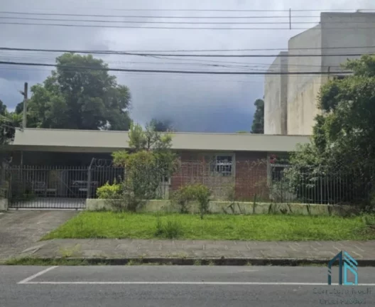 Foto do imóvel Casa Residencial Comercial, 04 quartos c/suíte, ótima localização no Bigorrilho em Curitiba PR